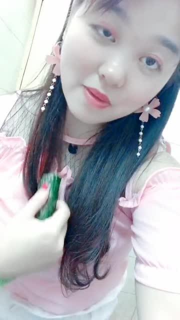 娱乐吃瓜酱女友什么系,神秘背景引发网友热议